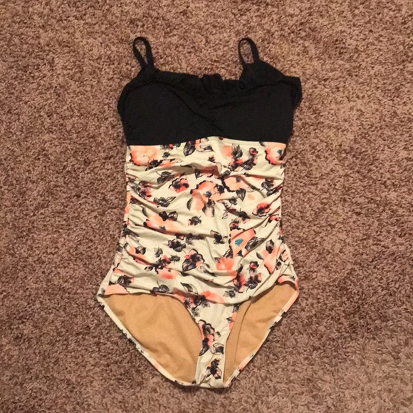 DownEast Other - 🌿 One Piece Swimsuit from Downeast 🌿